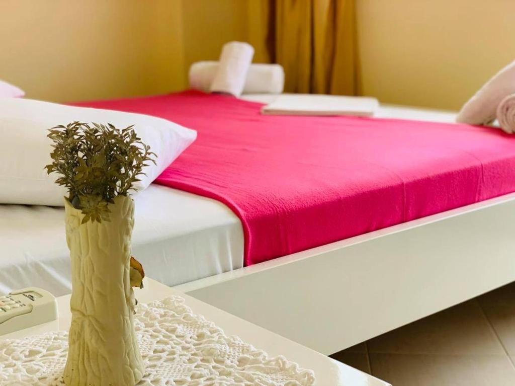 Mintt Hotel Ксамил Экстерьер фото