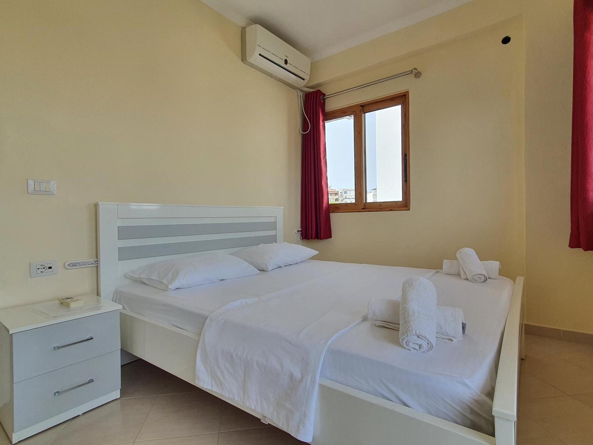 Mintt Hotel Ксамил Экстерьер фото
