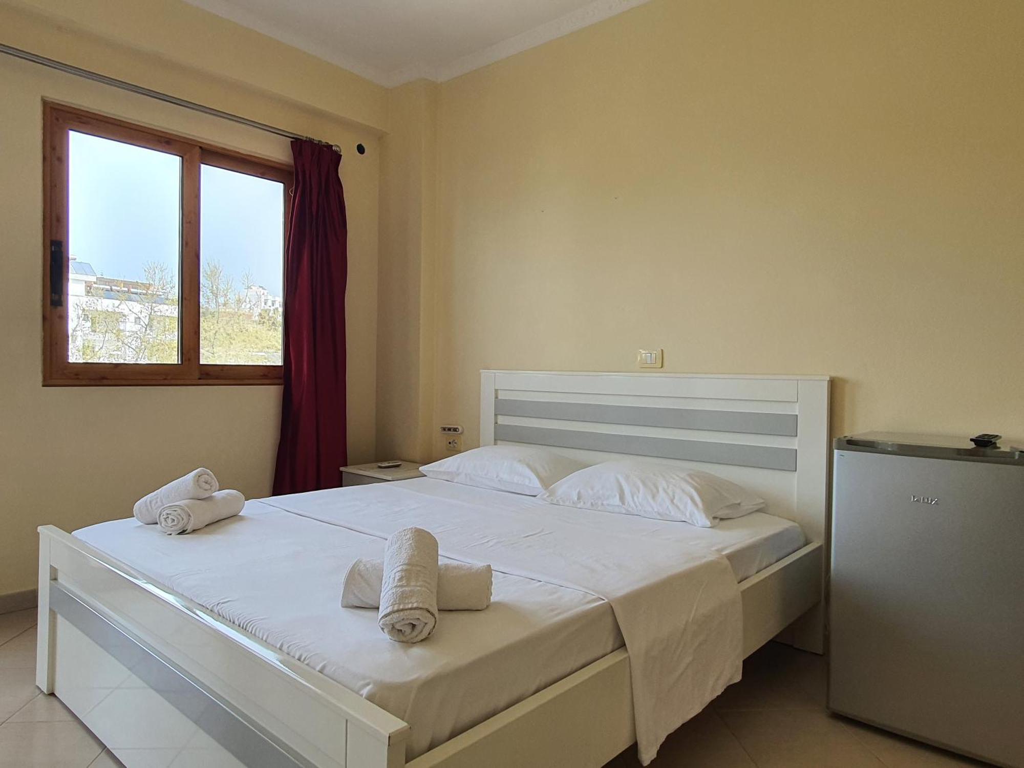Mintt Hotel Ксамил Экстерьер фото