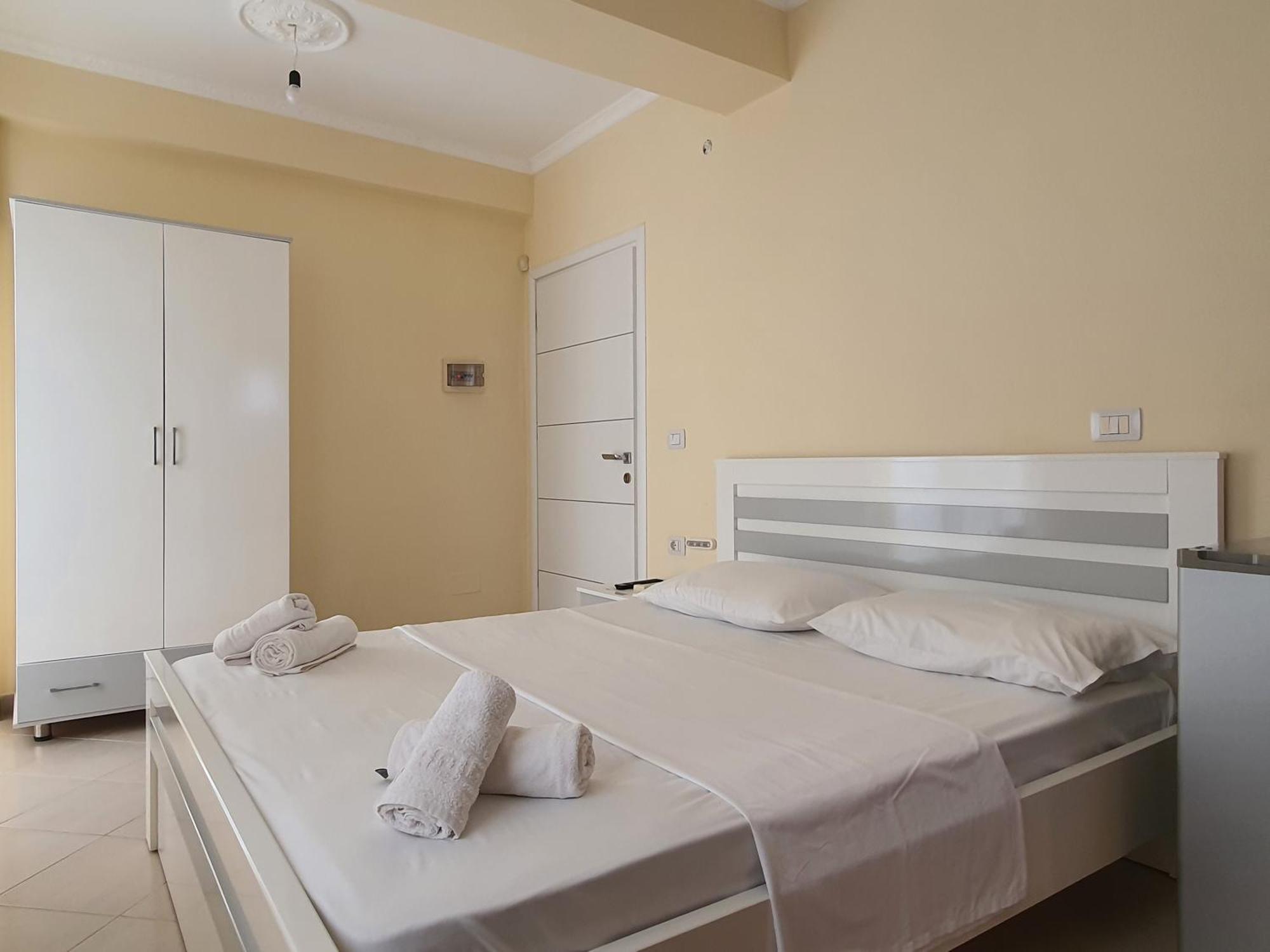 Mintt Hotel Ксамил Экстерьер фото